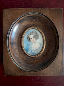 Set of 2 miniatures from the late 19th century in walnut frames 11 X 10 cm