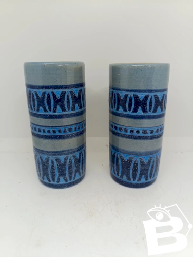 lot de 2 petits vases vallauris signés Louis Bacculini en bon etat