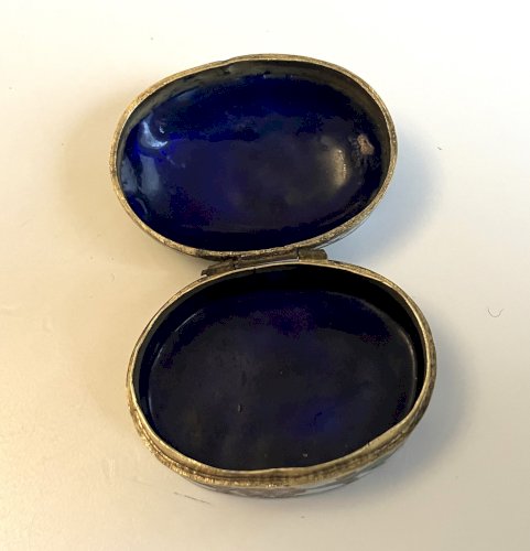 lot de 2 piluliers dont 1 ancien en email cloisonné