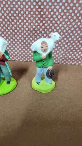 LOT DE 2 SANTONS POUR CRECHE EN TERRE CUITE N° 40