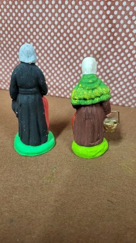 LOT DE 2 SANTONS POUR CRECHE EN TERRE CUITE N° 42