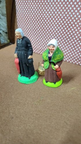 LOT DE 2 SANTONS POUR CRECHE EN TERRE CUITE N° 42