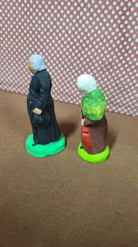 LOT DE 2 SANTONS POUR CRECHE EN TERRE CUITE N° 42
