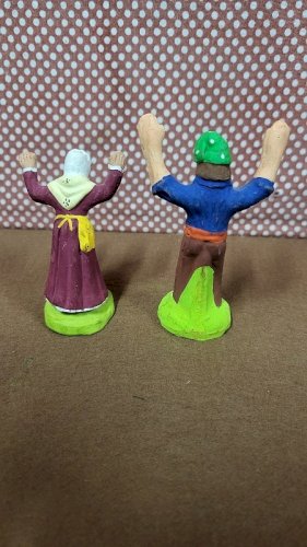 LOT DE 2 SANTONS POUR CRECHE EN TERRE CUITE N° 44