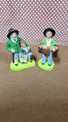 LOT DE 2 SANTONS POUR CRECHE EN TERRE CUITE N° 45