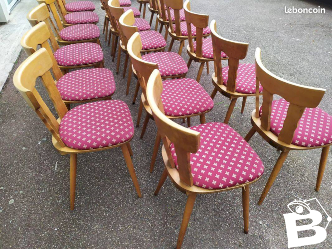 Lot de 20 chaises de bistrot bois avec coussin vintage année 7