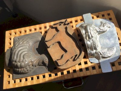 Set of 3 ANTIQUE CAST IRON CHOCOLATE MOLDS in the shape of a hen and a donkey.