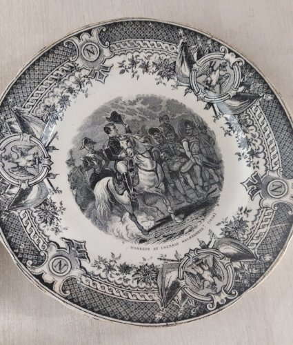 Lot de 3 anciennes assiettes en céramique, Napoléon, de Sarreguemines
