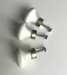set of 3 porcelain and silver-plated brass drawer knobs