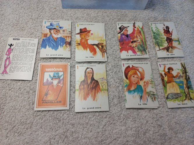 Lot De 3 Jeux De Cartes ......2102