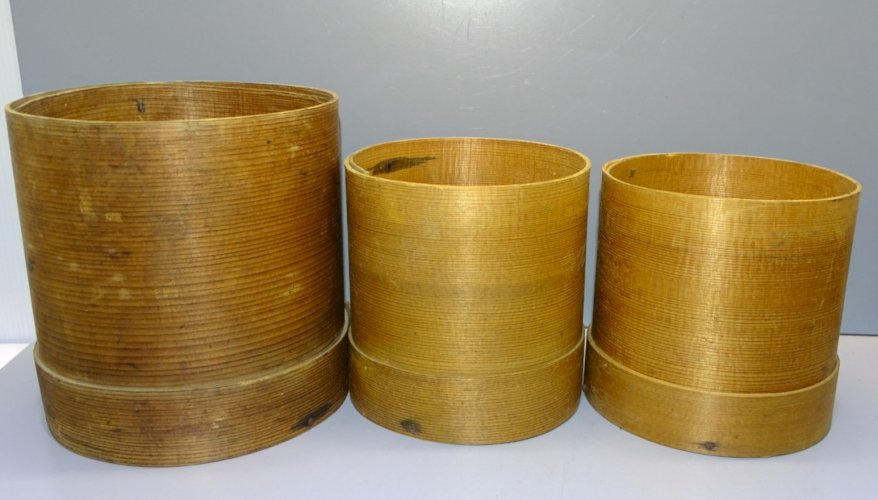 -LOT de 3 MESURES EN BOIS SANS MARQUAGE ART POPULAIRE DECO CUISINE    D