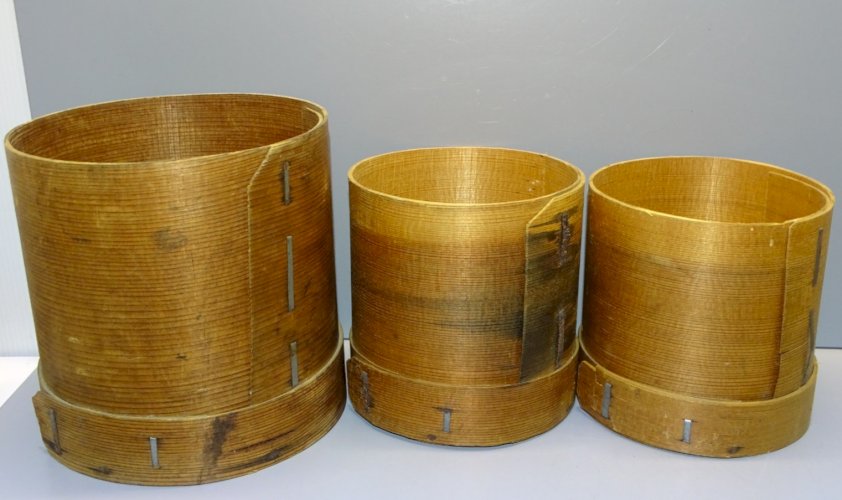 -LOT de 3 MESURES EN BOIS SANS MARQUAGE ART POPULAIRE DECO CUISINE    D