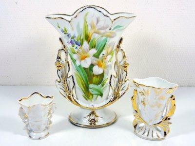 Lot de 3 Vases de Mariée Porcelaine Paris XIX° Décor Fleurs & Or Fin Signés