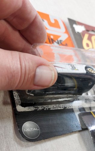 Lot de 3 voitures, Subaru, Toyota, Volvo, Majorette ^