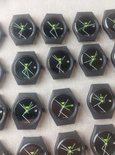 Lot de 30 montres Gigandet / mouvement Harley Ronda 3875