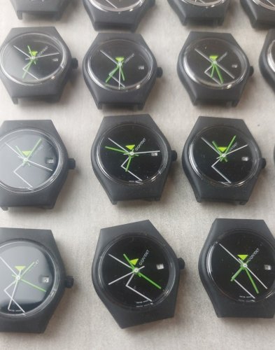 Lot de 30 montres Gigandet / mouvement Harley Ronda 3875