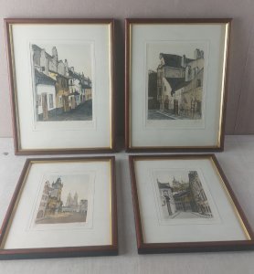 Lot de 4 anciens dessins, à identifier