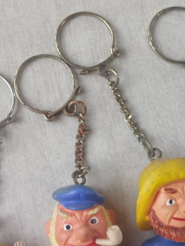 Lot de 4 anciens portes clés, marins fumant pipe, plastique mou, vintage
