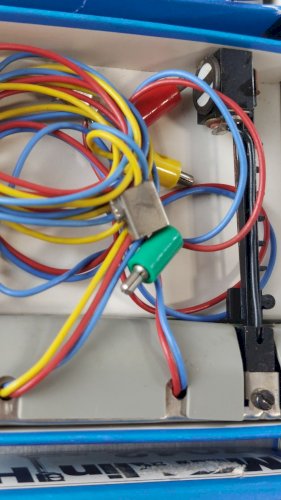 Lot de 4 anciens signaux de manoeuvre, Märklin, 7045, en HO