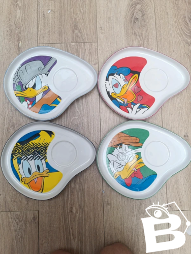 lot de 4 assiettes donald by studio moonflower en bon etat