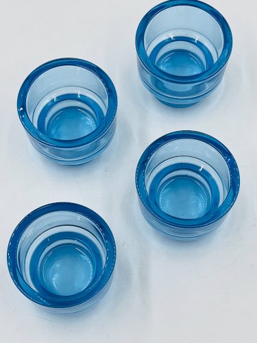Lot de 4 bougeoirs ikea en verre turquoise aquamarine