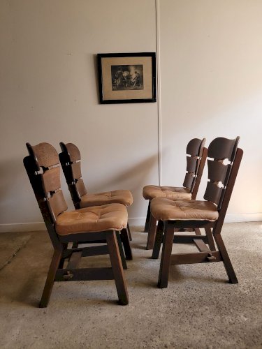 Lot de 4 chaises brutalistes en bois
