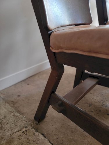 Lot de 4 chaises brutalistes en bois