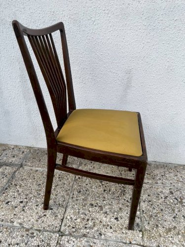 Lot de 4 chaises Casala vintage