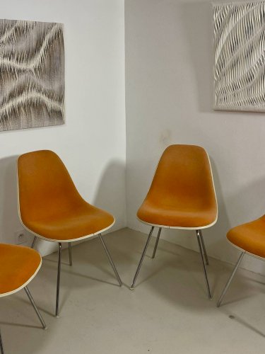 Lot de 4 chaises DSW Eames – Herman Miller (1952)