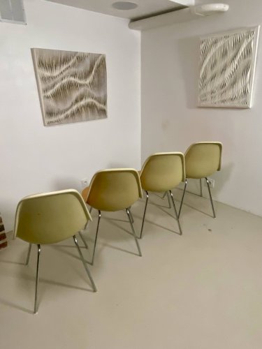 Lot de 4 chaises DSW Eames – Herman Miller (1952)