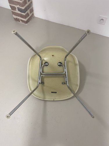 Lot de 4 chaises DSW Eames – Herman Miller (1952)