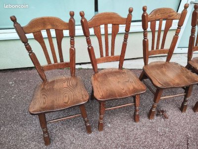 Lot de 4 chaises en bois massif