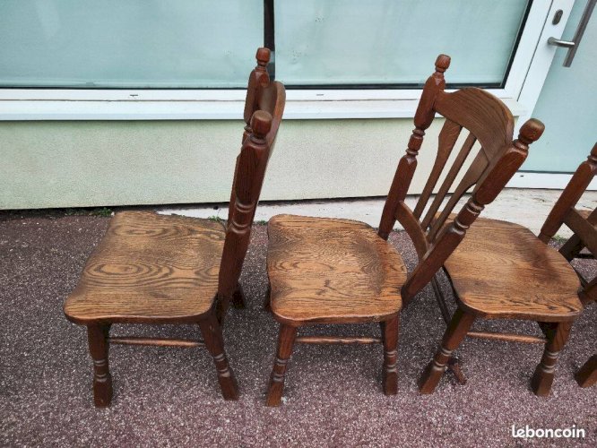 Lot de 4 chaises en bois massif