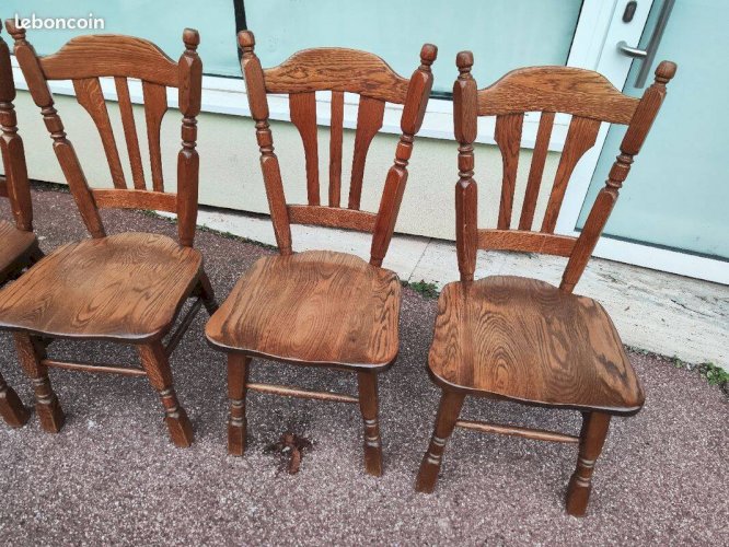 Lot de 4 chaises en bois massif