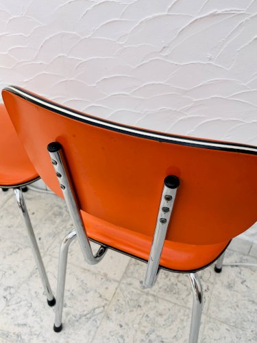 Lot de 4 chaises en skaï orange