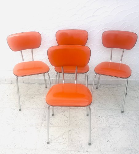 Lot de 4 chaises en skaï orange
