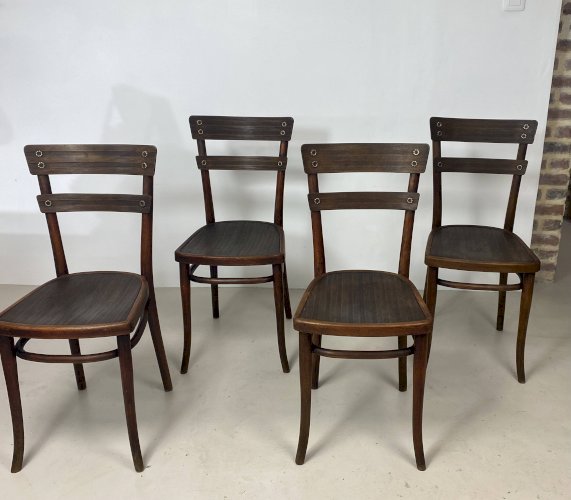 Lot de 4 chaises Thonet en hêtre – Modèle n°651