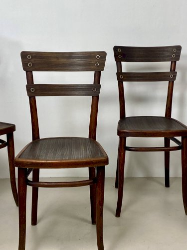 Lot de 4 chaises Thonet en hêtre – Modèle n°651