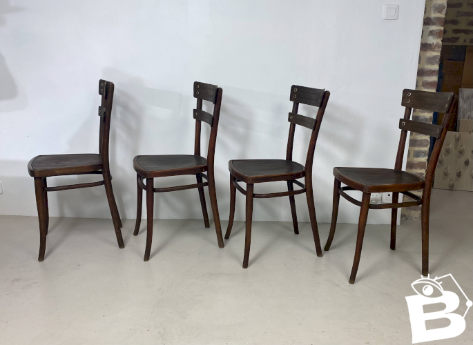 Lot de 4 chaises Thonet en hêtre – Modèle n°651