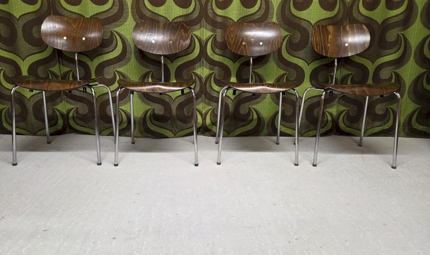 Lot de 4 chaises vintage Egon Eiermann – Modèle SE 68 – Années 60 – Bois et métal