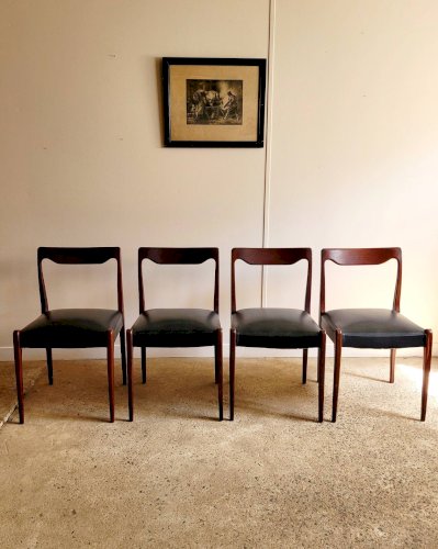 Lot de 4 chaises vintage style Niels Otto Moller
