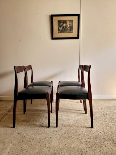 Lot de 4 chaises vintage style Niels Otto Moller
