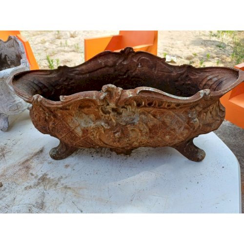 Lot de 4 Jardinières en Fonte 1900 de Charleville - Mézières Style Rocaille