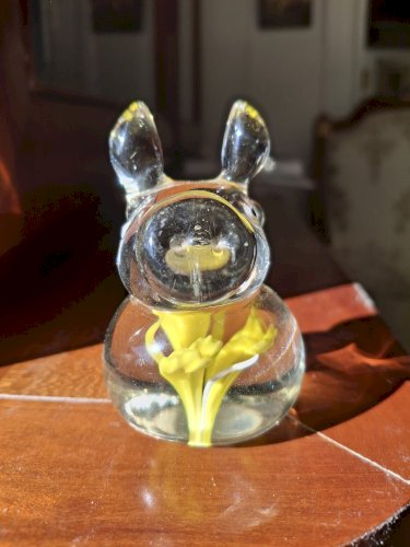 Lot de 4 sulfures Animaux en verre avec inclusion de formes colorées hauteur 9 cm