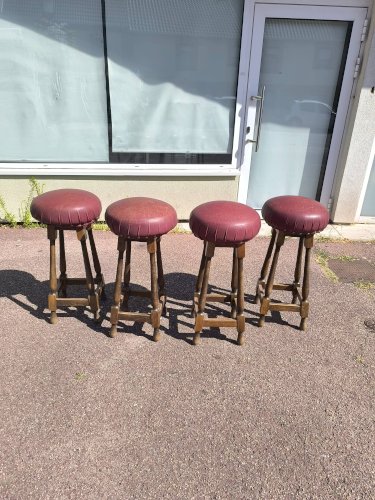 Lot de 4 tabourets de bar cuir et bois
