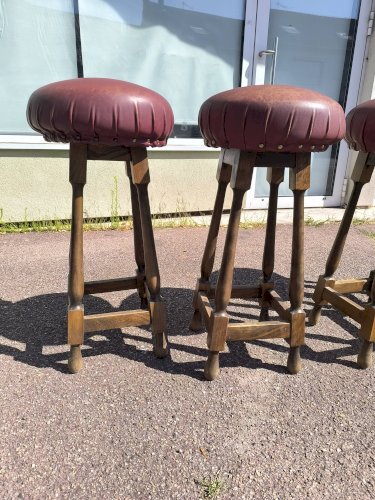 Lot de 4 tabourets de bar cuir et bois