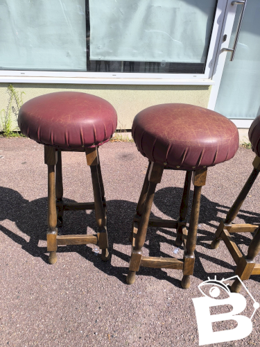 Lot de 4 tabourets de bar cuir et bois