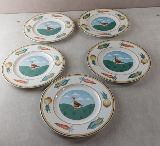 Lot de 5 assiettes à dessert, décor à la ferme, en céramique de Villeroy & Boch ^
