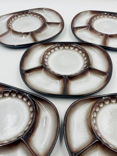 Lot de 5 assiettes compartimentées Steuler attribuées à Cari Zalloni