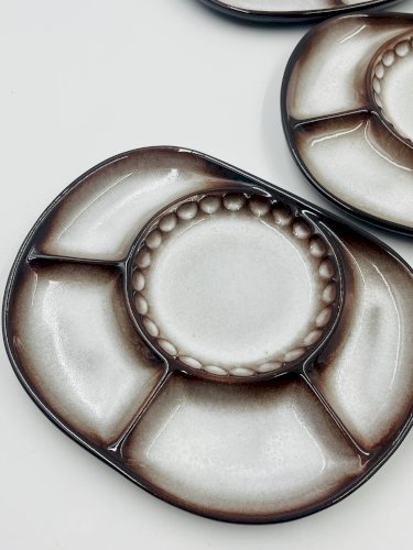 Lot de 5 assiettes compartimentées Steuler attribuées à Cari Zalloni